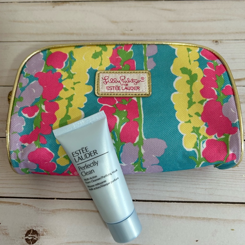 Lilly Pulitzer makeup bag with Estée Lauder foam cleanser